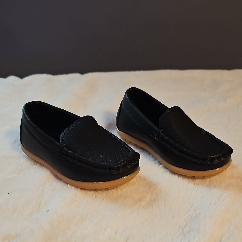 Loafers (Never Worn); Size 5c (Toddler/Little Kids)
